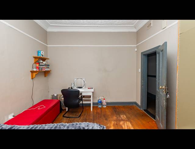 6 BEDROOM FREESTANDING FOR SALE IN BRIXTON